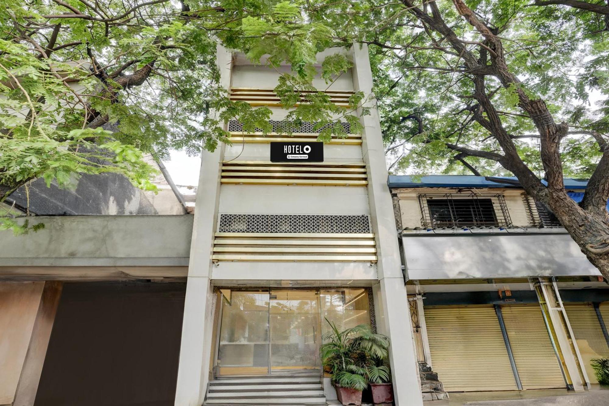 Hotel O Golden Star Mumbai Exteriör bild